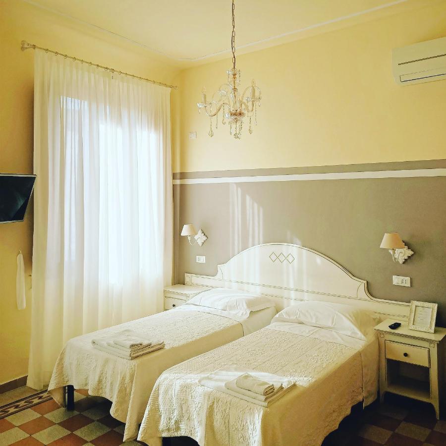 Guest House Domo Florenzia 外观 照片