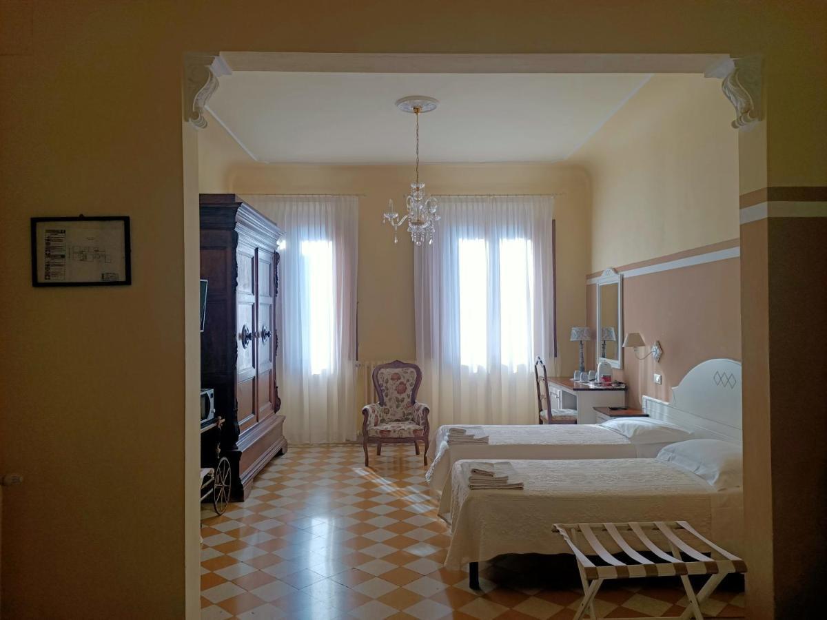 Guest House Domo Florenzia 外观 照片